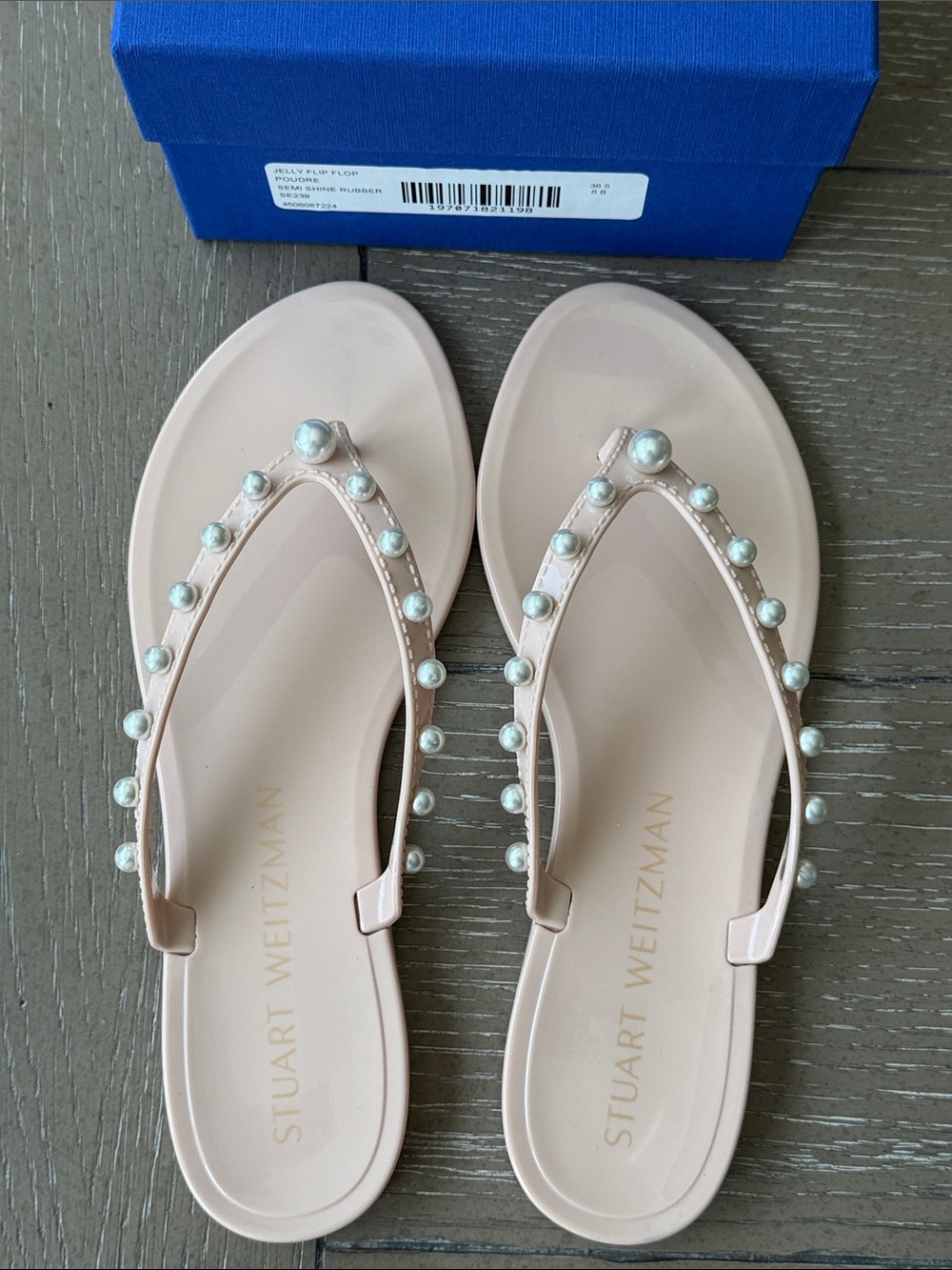 Stuart Weitzman Blush Pearl-Trim Jelly flip flop Sandals - Picture 2 of 6
